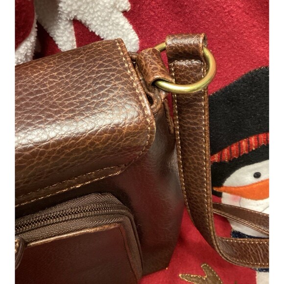 Relic Crossbody Brown Leather Purse Fold Over Snap Front Closure - Picture 5 of 10